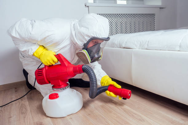 Professional Pest Control in Crystal Lakes, OH